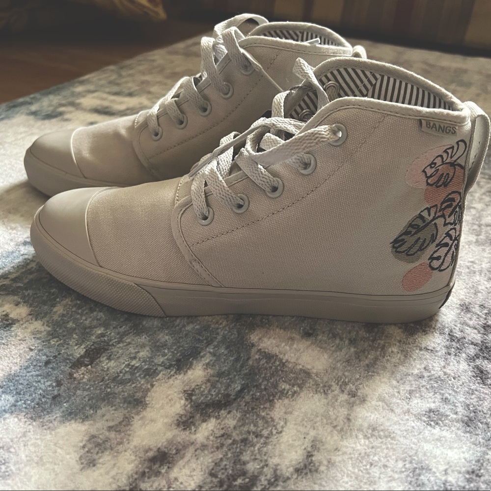 Bangs shoes size 7